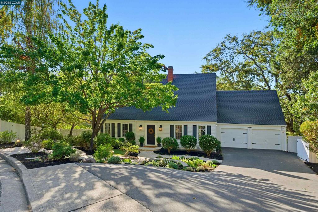 ORINDA C.C. - Residential