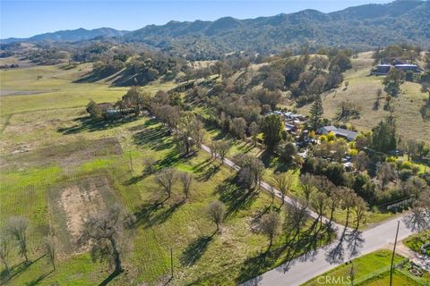 Tiny photo for 22937 I Street, Santa Margarita, CA 93453 (MLS # PI25273543)