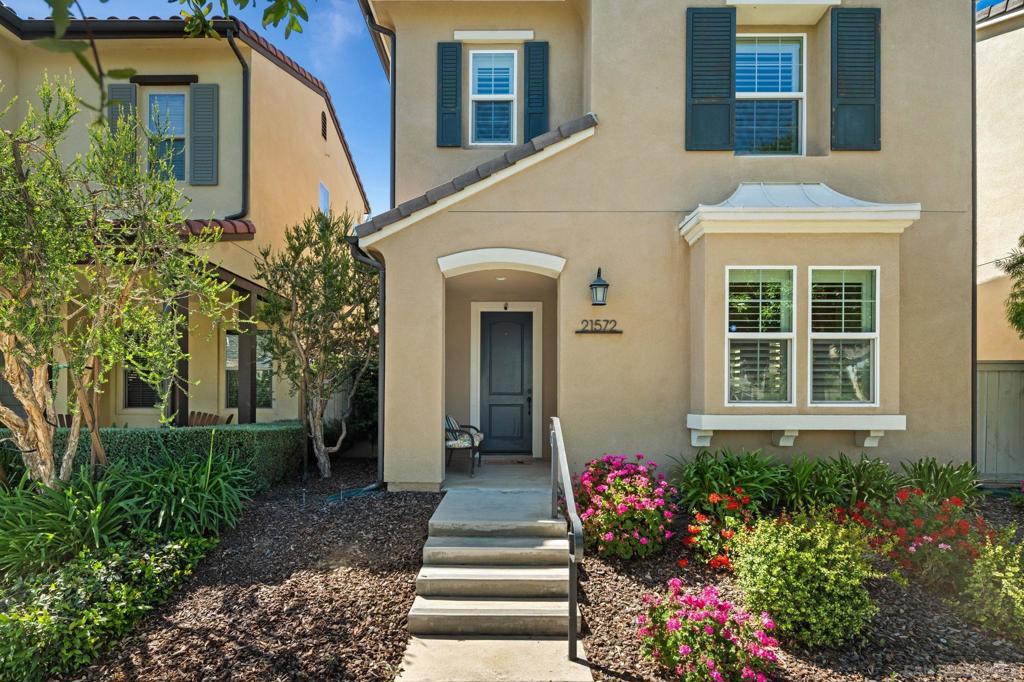 21572 Saddle Bred Lane