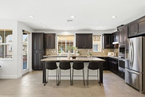 Photo of 508 Holthouse Terrace, Sunnyvale, CA 94087 (MLS # ML82037491)