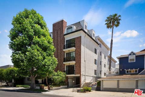 Photo of 10620 Eastborne Avenue #102, Los Angeles, CA 90024 (MLS # 26849633)