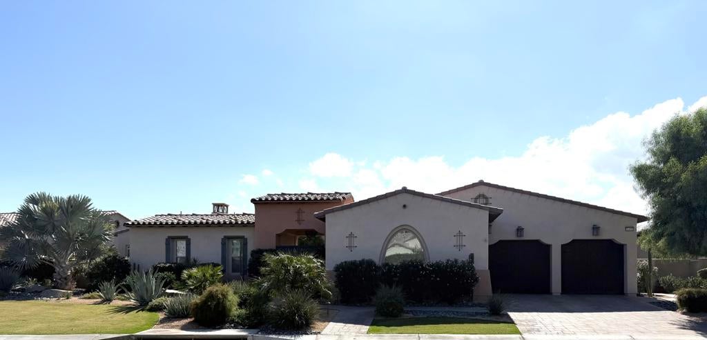 Photo of 81495 Thunder Gulch Way, La Quinta, CA 92253 (MLS # 219154877DA)