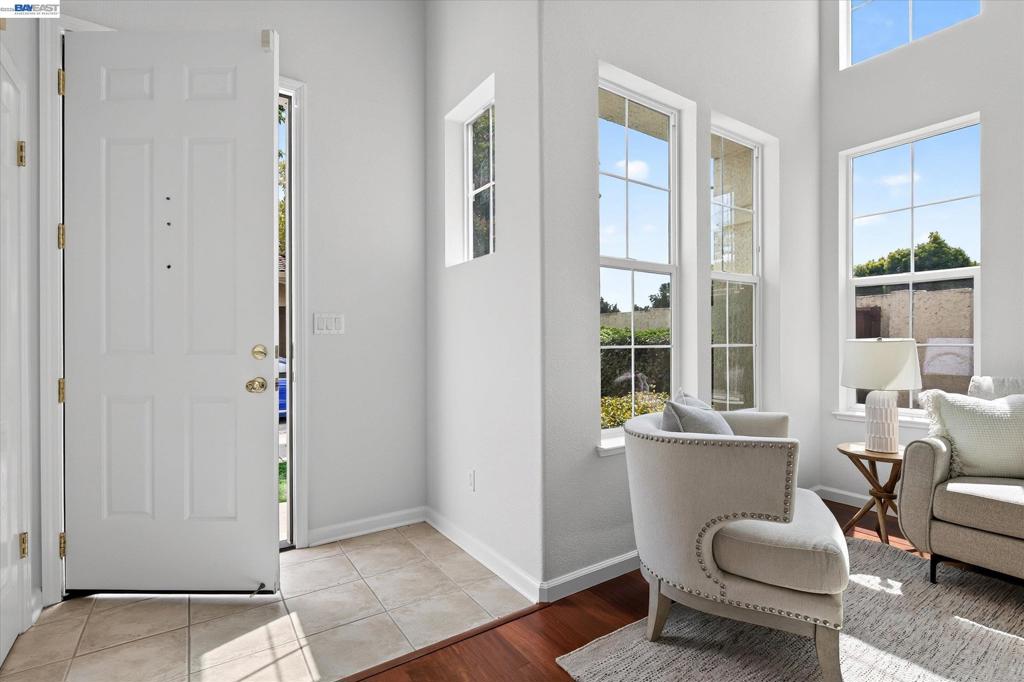 4252 Escudo Ct