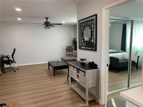 1260 e 4th street 3 long beach ca 90802