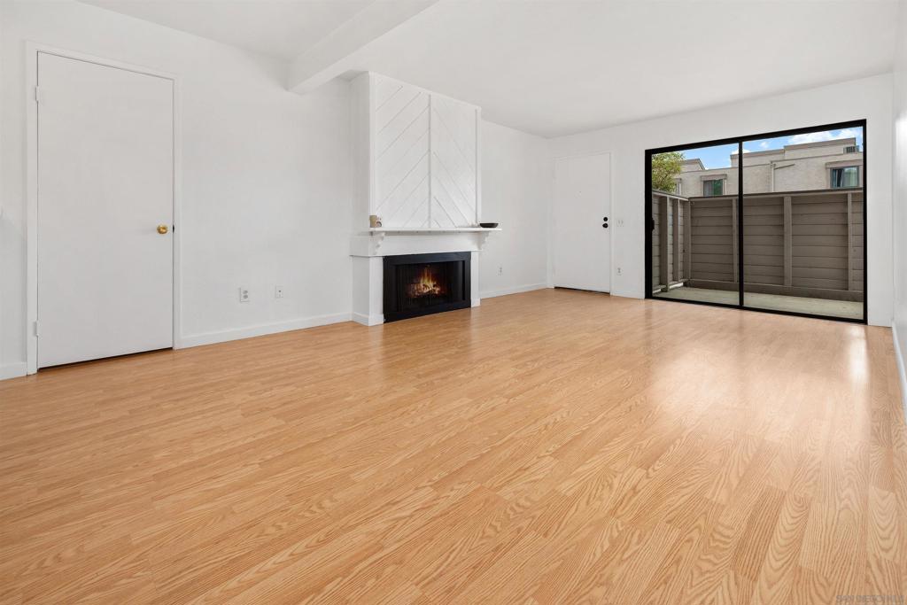 9120 GRAMERCY DR 319