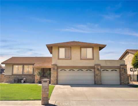Photo of 1507 S Glencroft RD, Glendora, CA 91740 (MLS # CV26201851)