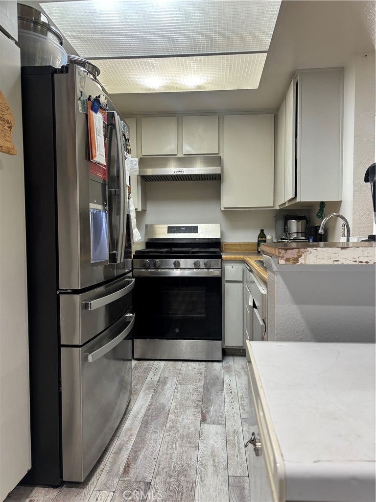700 W 3rd