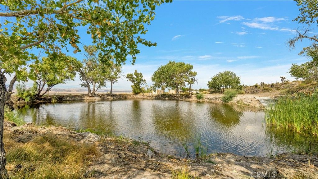 Photo of 38450 State Highway 18, Lucerne Valley, CA 92356 (MLS # HD26028868)