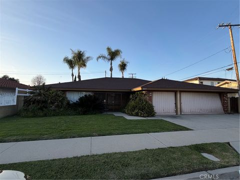 Photo of 10033 Brookshire Ave, Downey, CA 90240 (MLS # DW26022635)