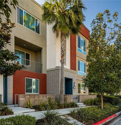 Photo of 143 Citysquare, Irvine, CA 92614 (MLS # OC26055487)
