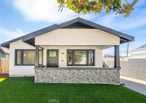 Photo of 1946 Corson Street, Pasadena, CA 91107 (MLS # CV26013983)