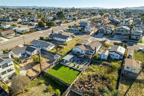 Tiny photo for 363 N 5th St St, Grover Beach, CA 93433 (MLS # SC26070003)