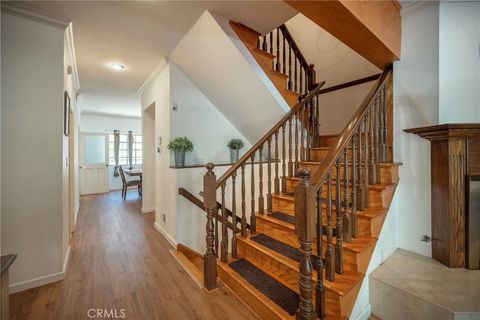 Tiny photo for 24420 Victory BLVD, West Hills, CA 91367 (MLS # SR26147002)