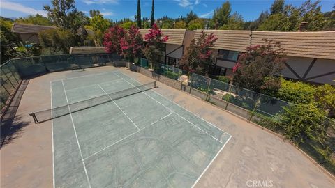 Tiny photo for 24420 Victory BLVD, West Hills, CA 91367 (MLS # SR26147002)