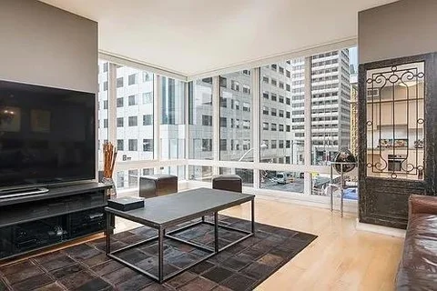 MLS: ML82063241