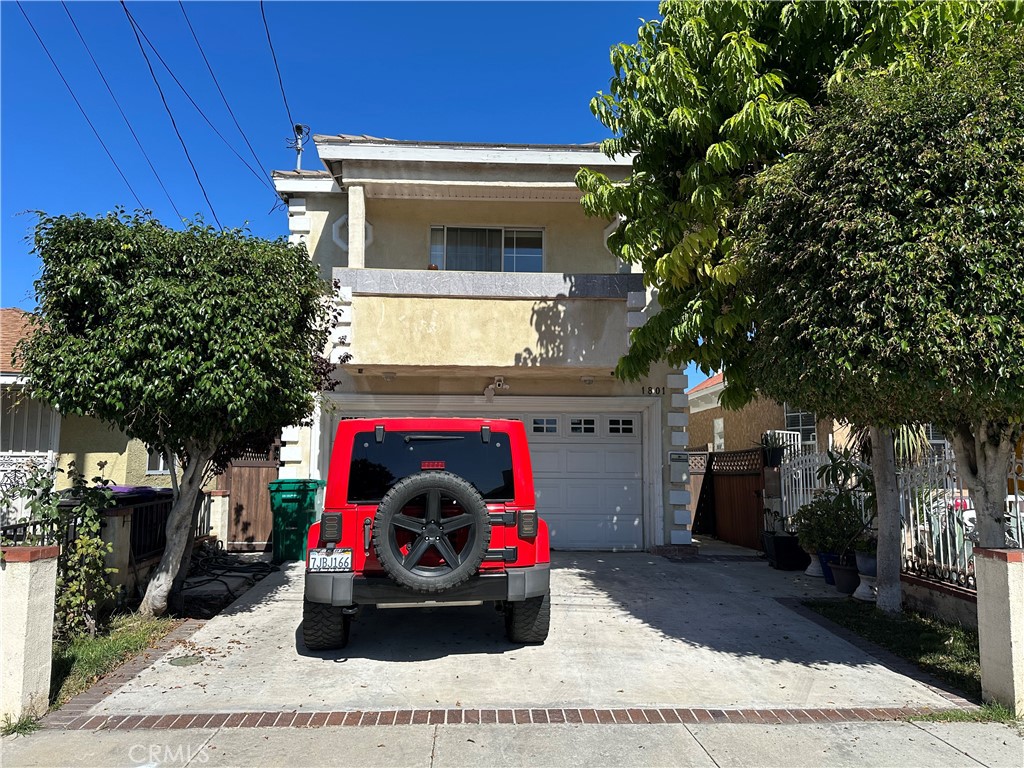 1801 W Cameron