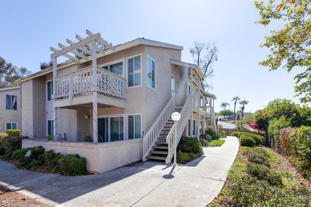 201 Diamond Way 222