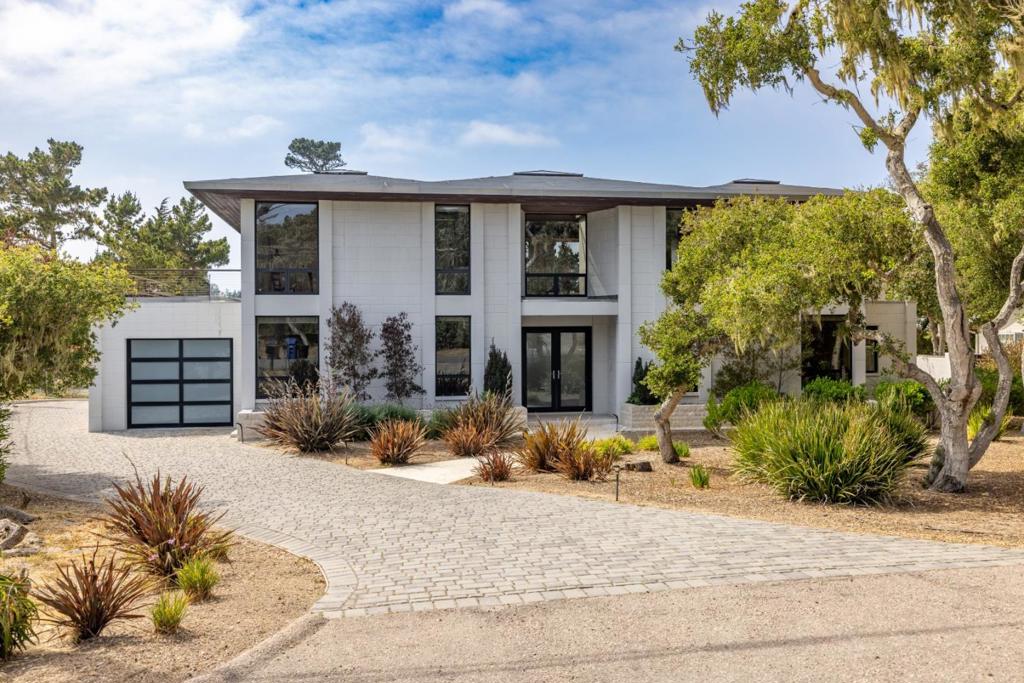 2900 Oak Knoll Road