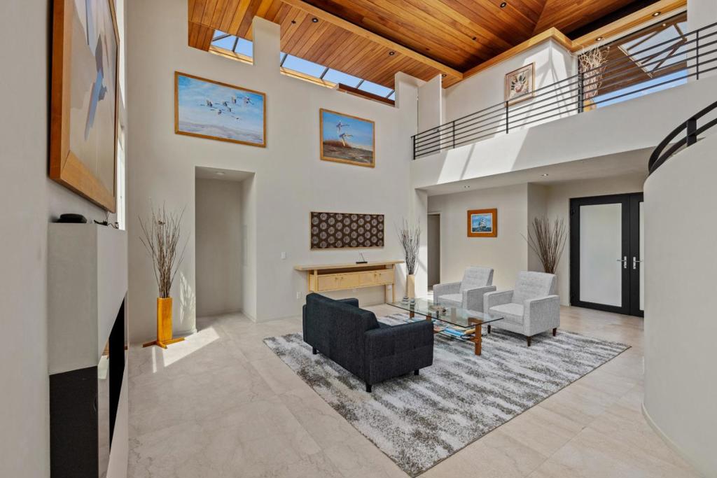 2900 Oak Knoll Road