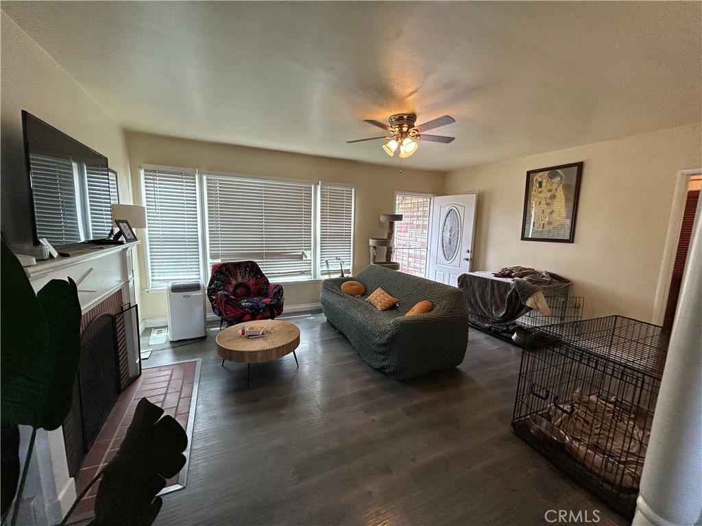 325 E 59TH