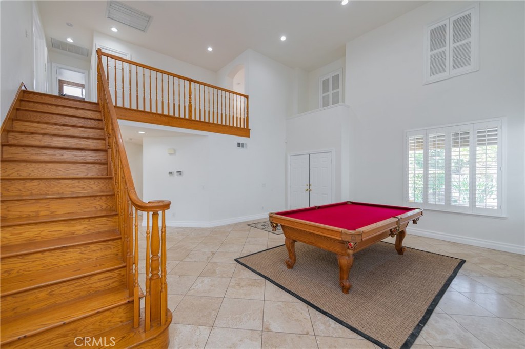 Unkown - Residential Lease