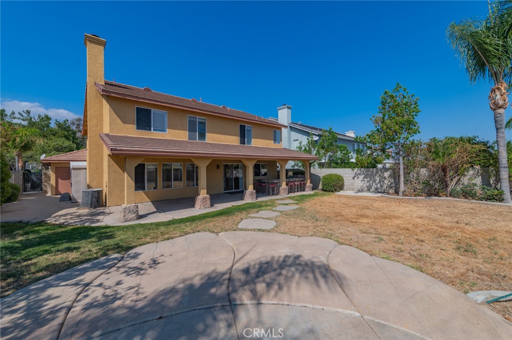 Unkown - Residential Lease