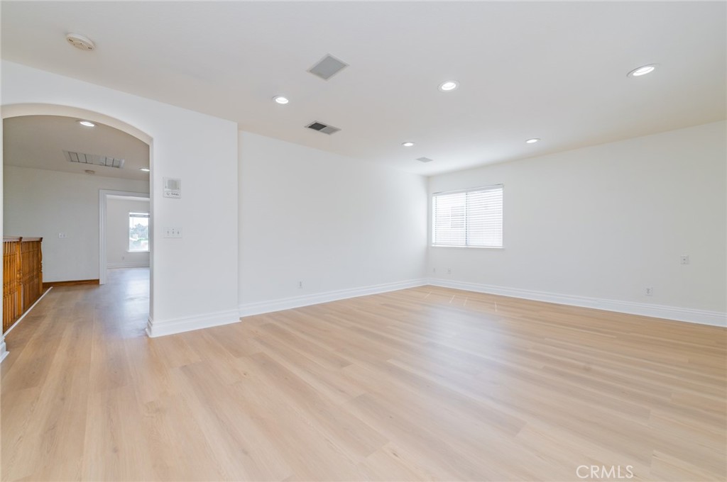 Unkown - Residential Lease