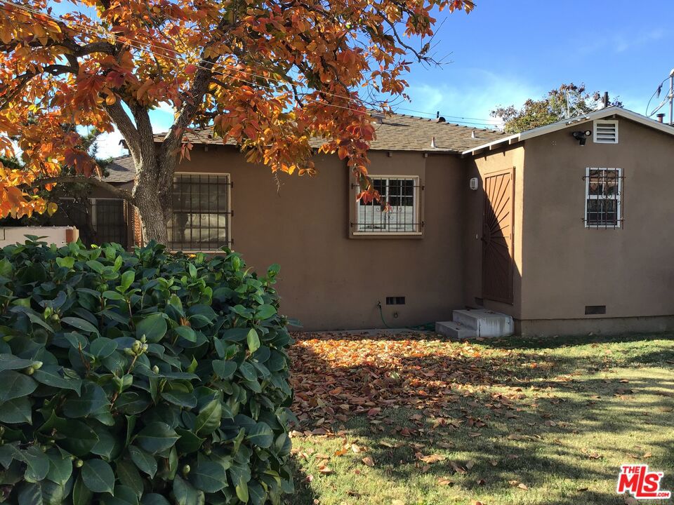 3692 Buckingham Road