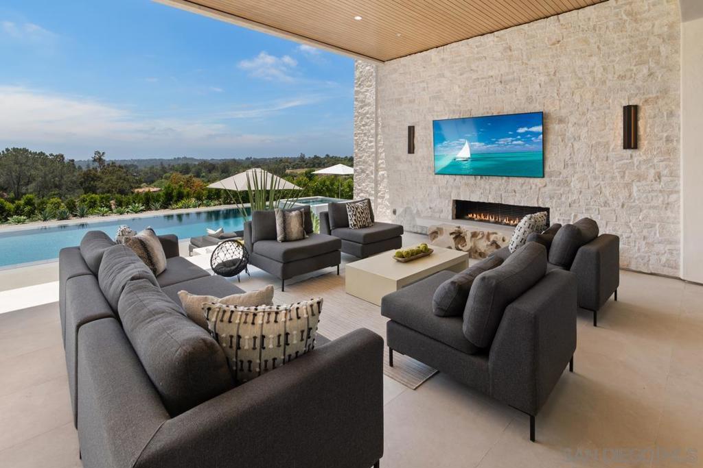 Rancho Santa Fe - Residential