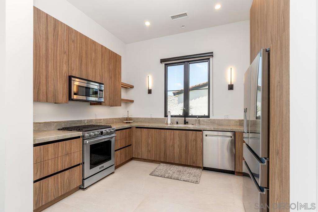 Rancho Santa Fe - Residential