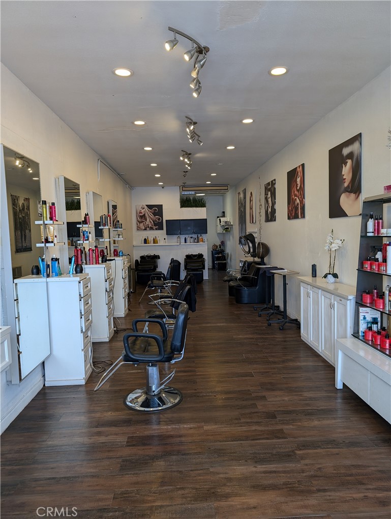 4335 Sepulveda Boulevard