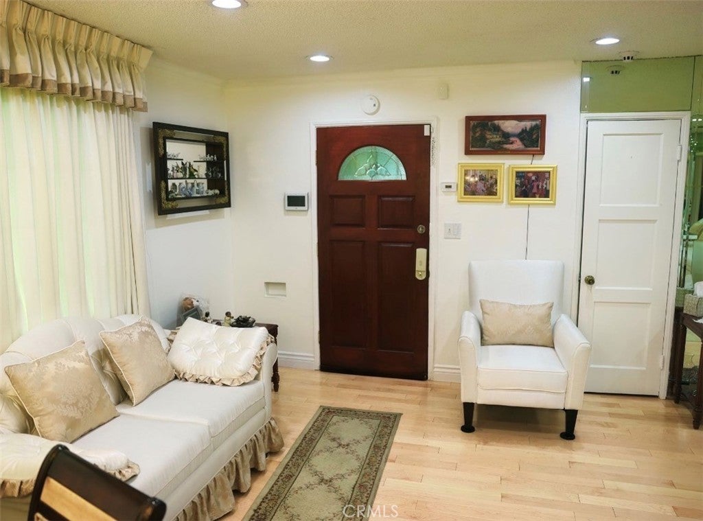1709 W 111th ST, Los Angeles CA 90047