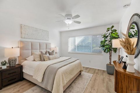 Tiny photo for 16566 Caminito Vecinos #25, San Diego, CA 92128 (MLS # 260005388SD)