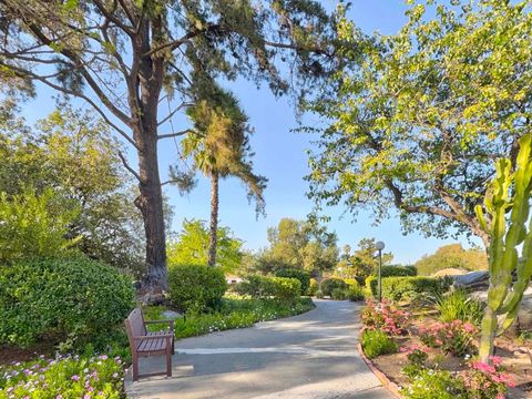 Tiny photo for 16566 Caminito Vecinos #25, San Diego, CA 92128 (MLS # 260005388SD)