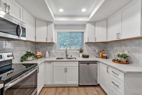 16566 Caminito Vecinos 25 San Diego CA 92128