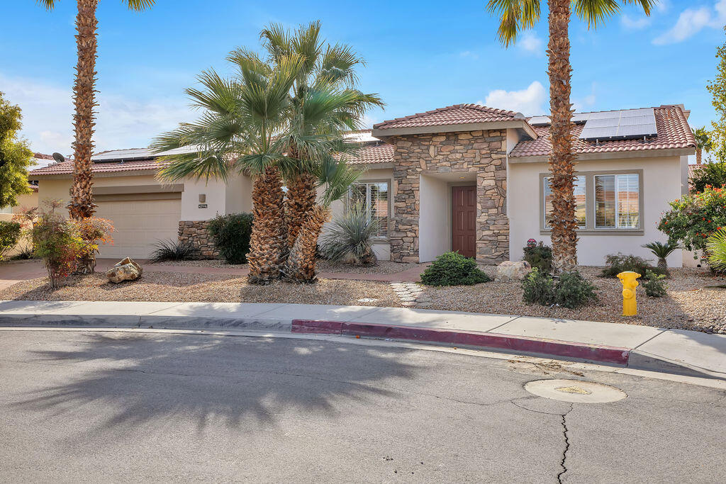 74613 Waterlily Circle
