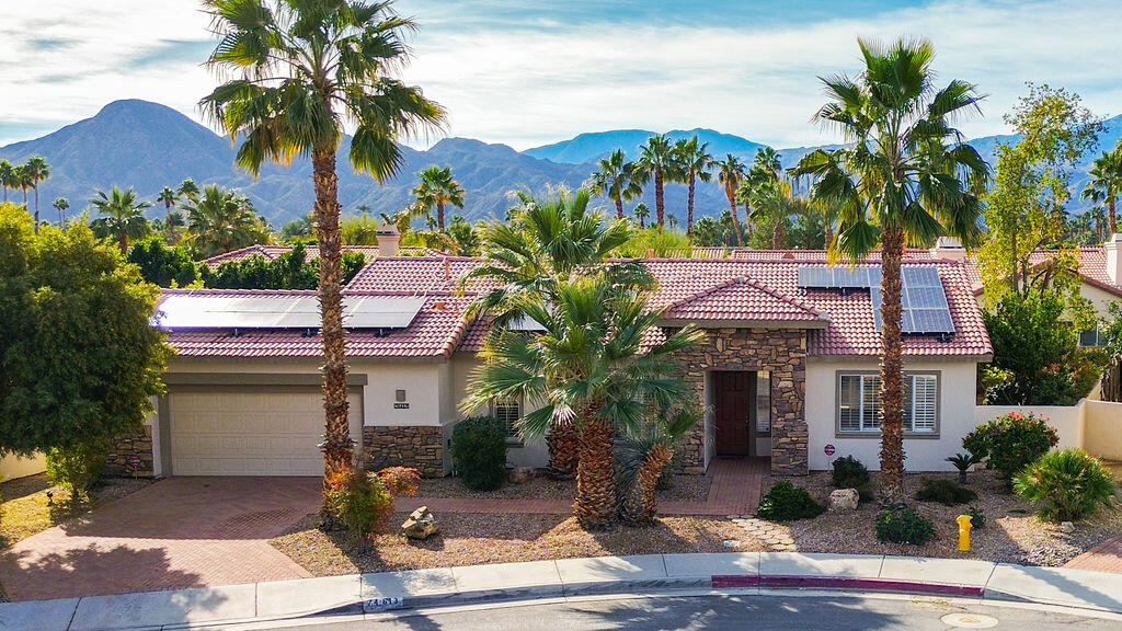 74613 Waterlily Circle
