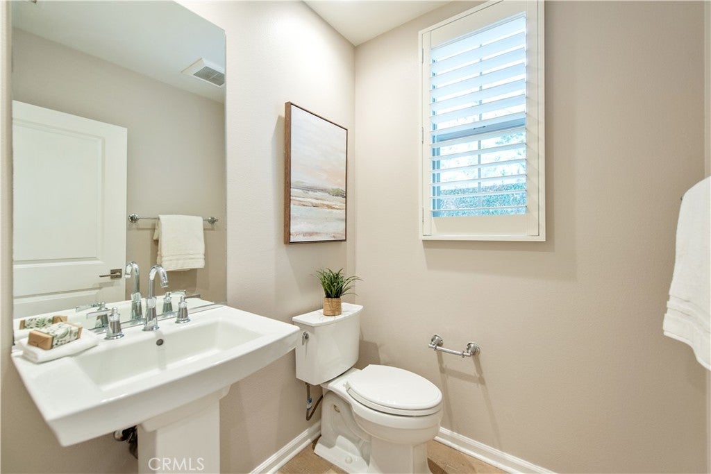 146 Rotunda, Irvine CA 92620 - Photo 12