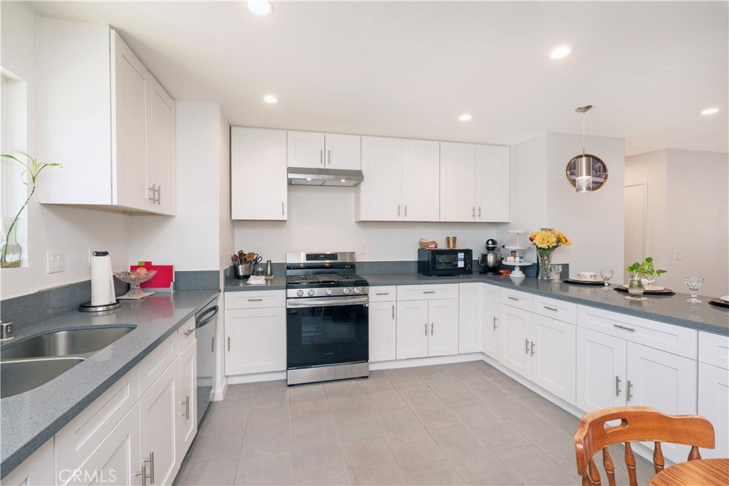 10707 Redwood