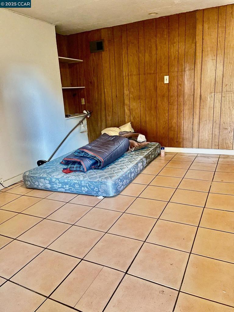 CLINTON ESTATES - Residential