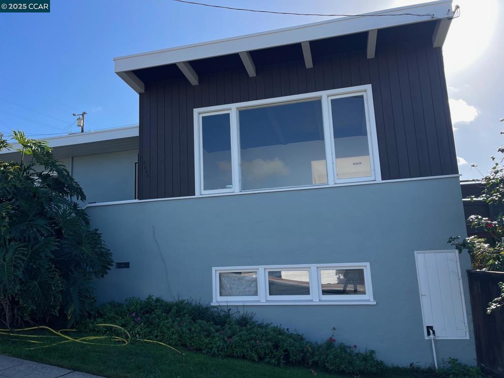 CLINTON ESTATES - Residential