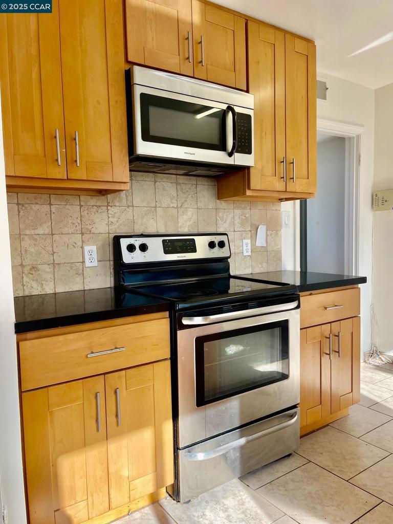 CLINTON ESTATES - Residential