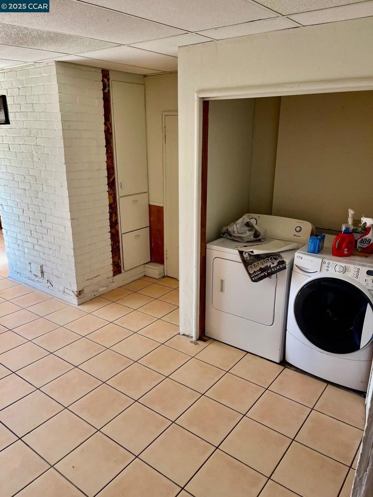 CLINTON ESTATES - Residential