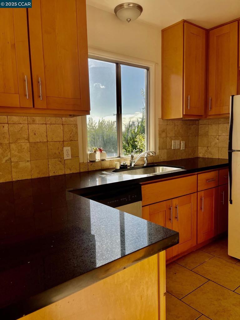 CLINTON ESTATES - Residential