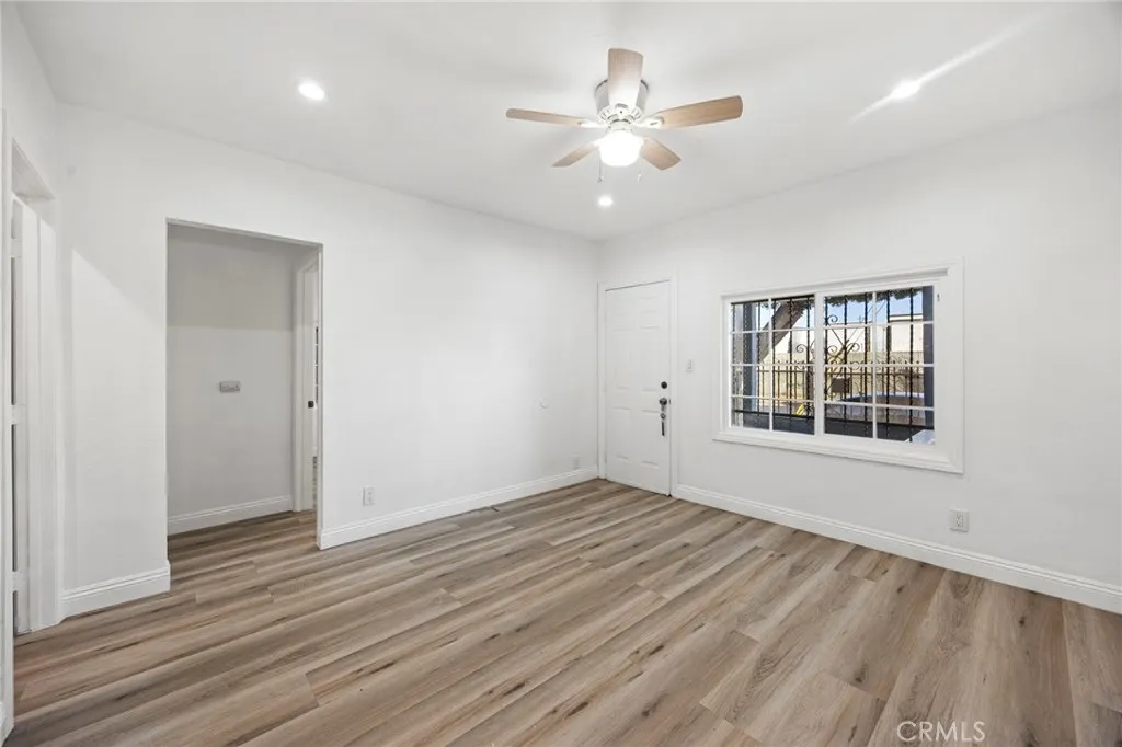 Other, California 90011, United States, 2 Bedrooms Bedrooms, ,1 BathroomBathrooms,Residential,Active,231995