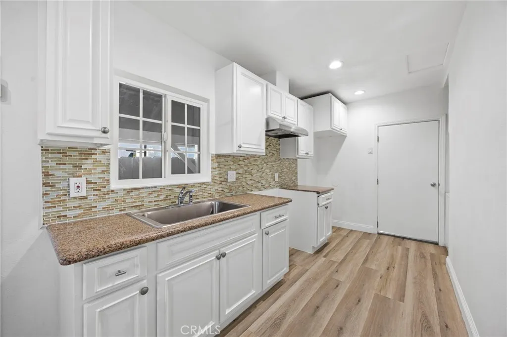 Other, California 90011, United States, 2 Bedrooms Bedrooms, ,1 BathroomBathrooms,Residential,Active,231995