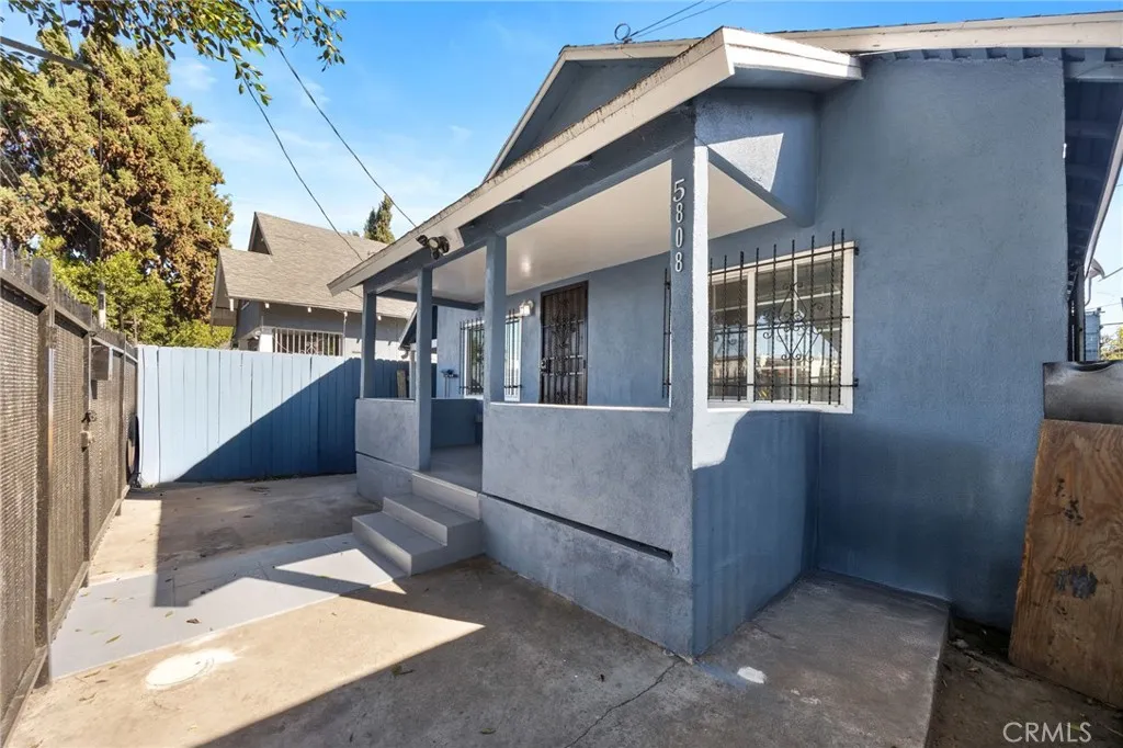 Other, California 90011, United States, 2 Bedrooms Bedrooms, ,1 BathroomBathrooms,Residential,Active,231995