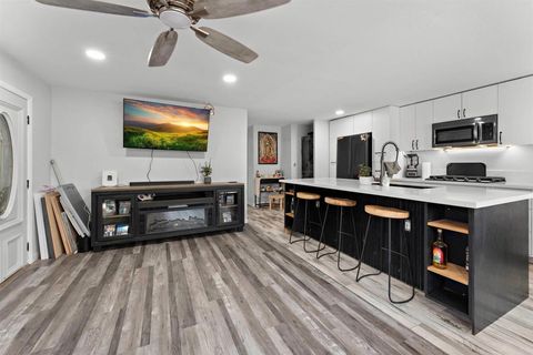 Photo of 1205 N Santa Fe Ave Ave #50, Vista, CA 92084 (MLS # NDP2603135)