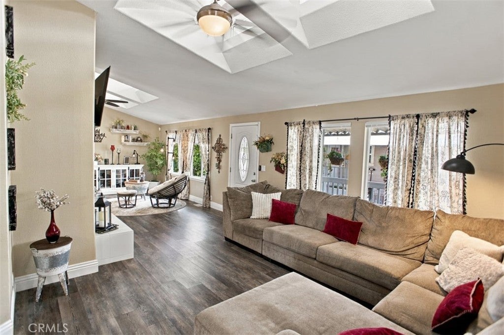 250 E Telegraph Road