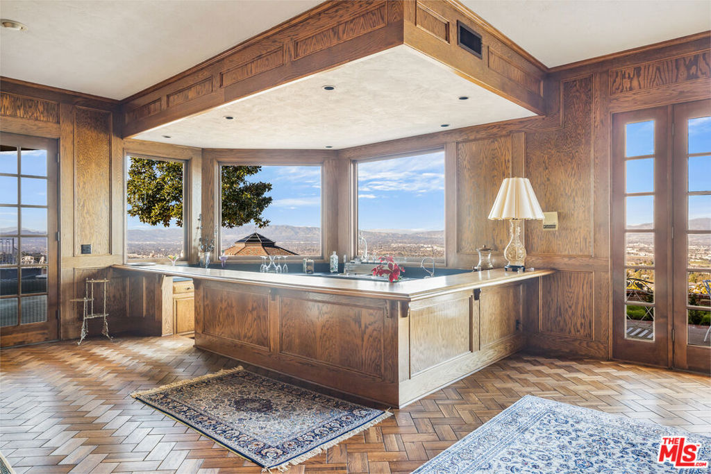 16501 Mulholland Drive